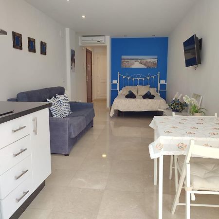 Turisstiko La Roca Chica 4 Apartman Torremolinos Kültér fotó
